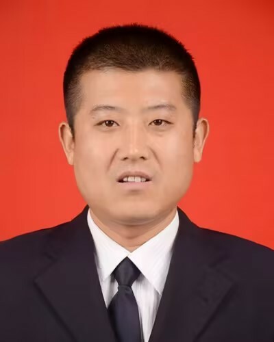 严小楼.jpg