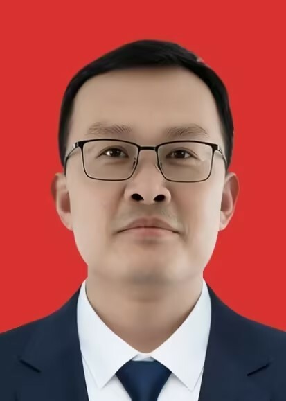 张洋洋.jpg